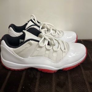 Jordan 11 low retro white and red